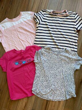 Bundle of 4 Ladies Old Navy Sonoma shirts size large gray pink